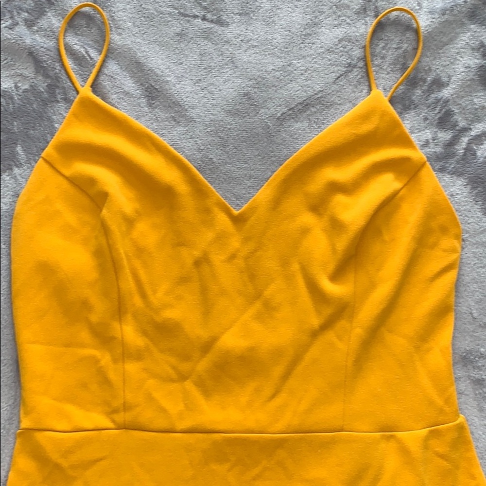 Long yellow mermaid dress